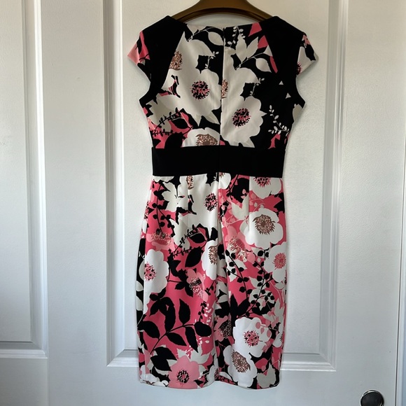 New York and Company pink floral dress size 2 black ivory - Picture 6 of 8
